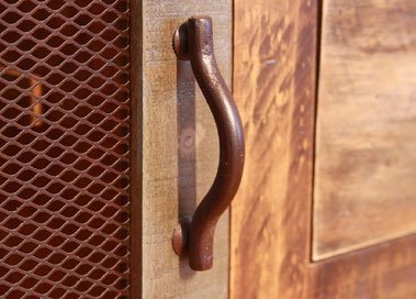 Antique Collection b55 - Image 2